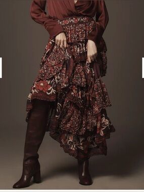 FARM RIO Chelsea Garden Tiered Maxi Skirt